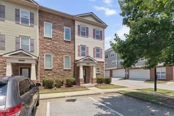 3820 Amelia Park Dr, Raleigh, NC 27606
