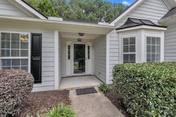 3820 Cashew Dr, Raleigh, NC 27616
