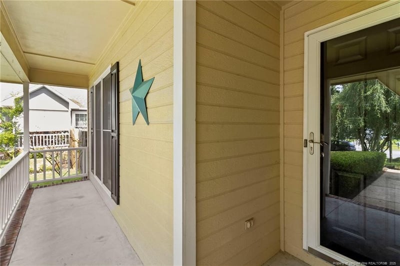 3820 Crusader Dr, Hope Mills, NC 28348