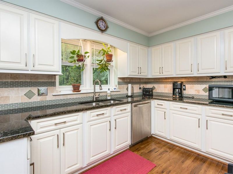 3820 Hidden Branches Dr, Raleigh, NC 27613