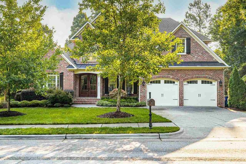3820 Laurel Hills Rd, Raleigh, NC 27612
