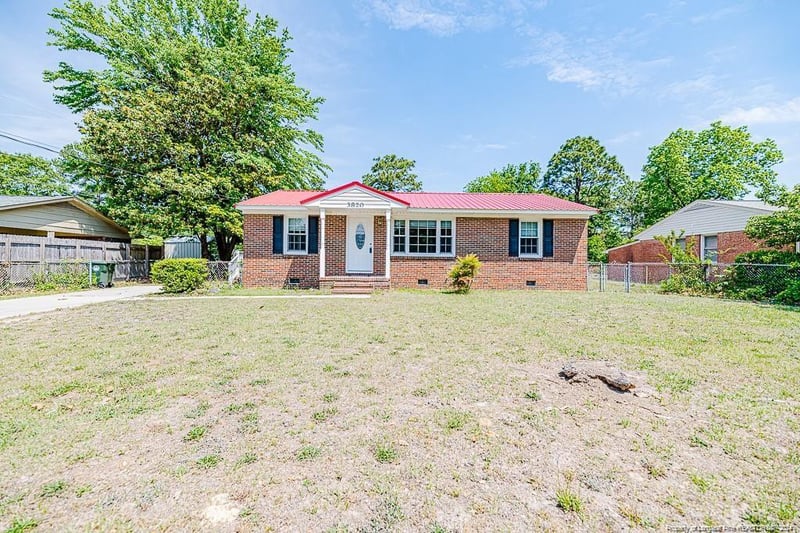 3820 Madison Ave, Fayetteville, NC 28304