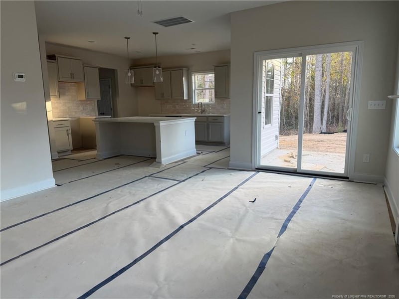 3821 Bankergate Ct, Fayetteville, NC 28311