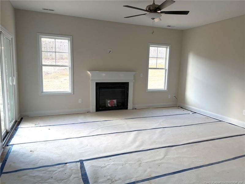 3821 Bankergate Ct, Fayetteville, NC 28311