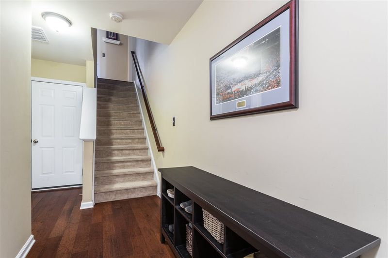 3821 Cary Glen Blvd, Cary, NC 27519
