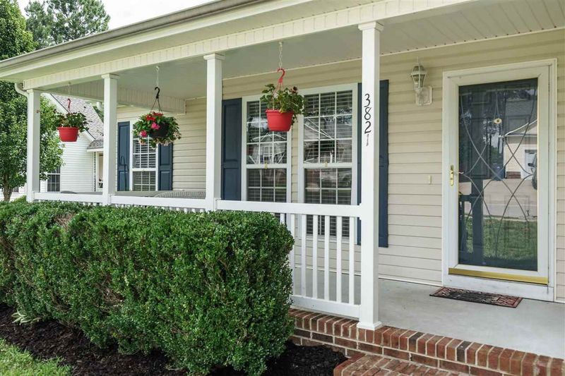3821 Cold Harbour Dr, Raleigh, NC 27610