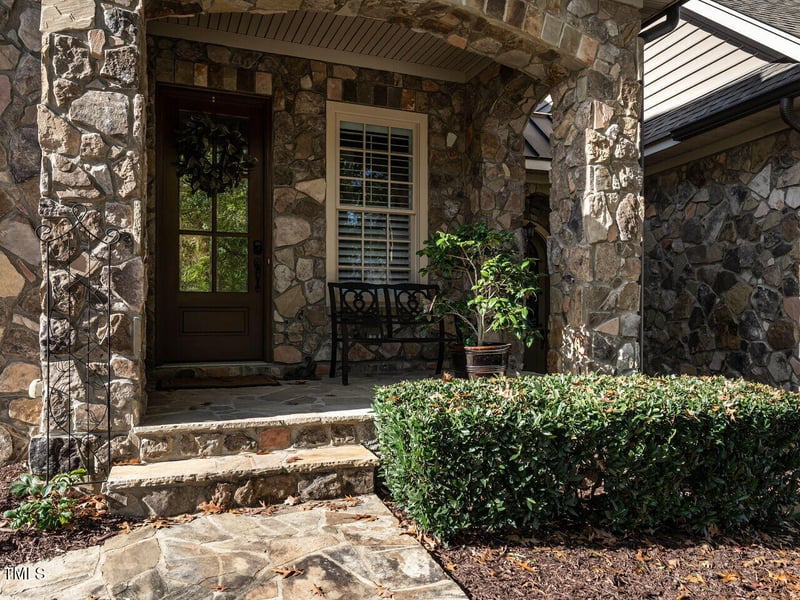 3821 Cottage Rose Ln, Raleigh, NC 27612