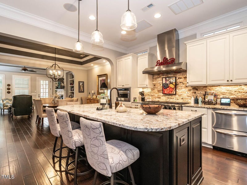 3821 Cottage Rose Ln, Raleigh, NC 27612