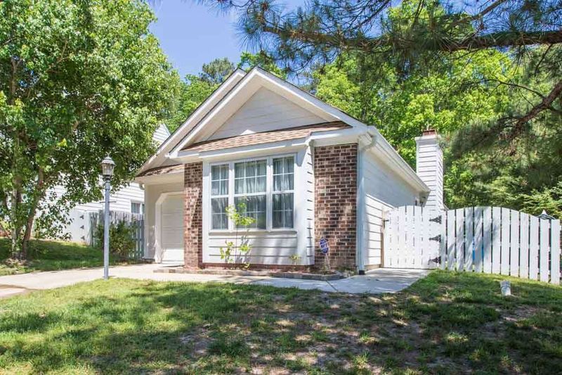 3821 Northlake Dr, Durham, NC 27703