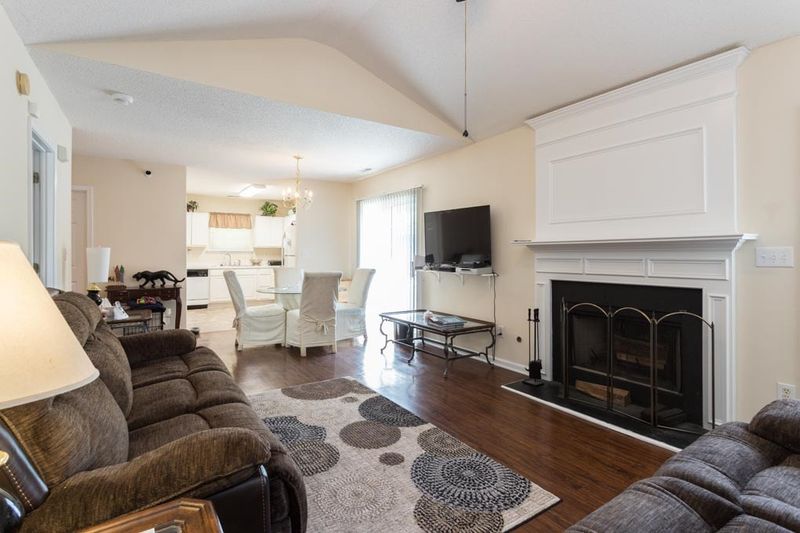 3821 Northlake Dr, Durham, NC 27703