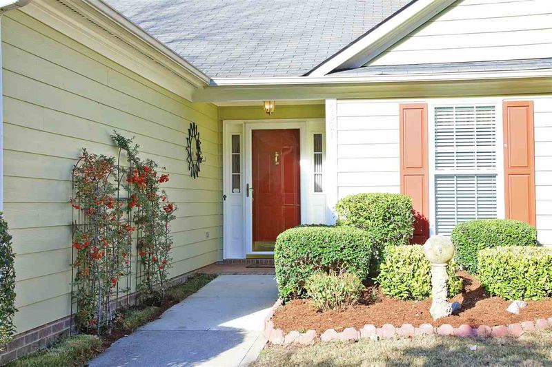3821 Toyon Dr, Raleigh, NC 27616