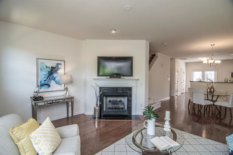 3823 Cary Glen Blvd, Cary, NC 27519