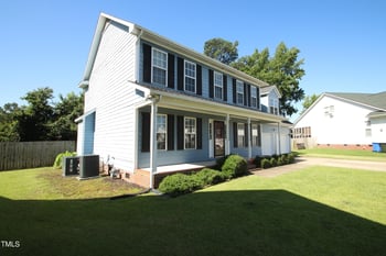 3823 Little John Ct, Fayetteville, NC 28306