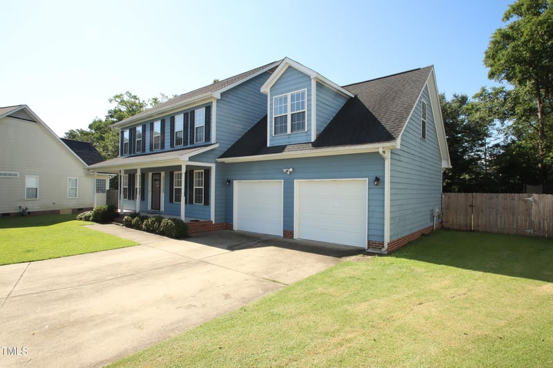 3823 Little John Ct, Fayetteville, NC 28306