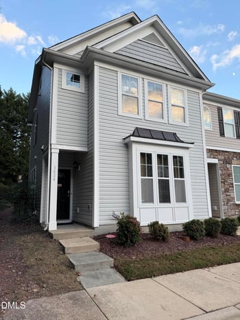 3824 Poulnot Ct, Raleigh, NC 27604