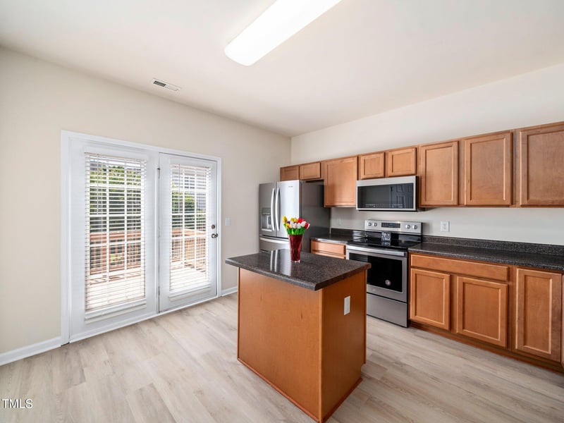 3825 Cary Glen Blvd, Cary, NC 27519