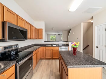 3825 Cary Glen Blvd, Cary, NC 27519