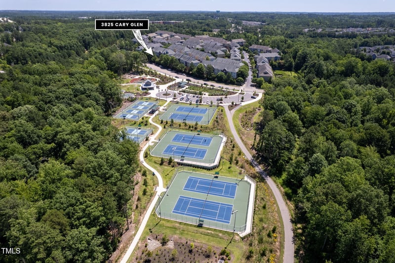 3825 Cary Glen Blvd, Cary, NC 27519