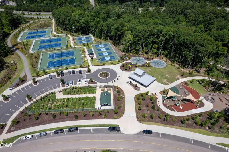 3825 Cary Glen Blvd, Cary, NC 27519