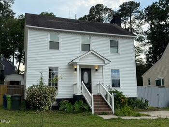3825 Old Coach Rd, Raleigh, NC 27616