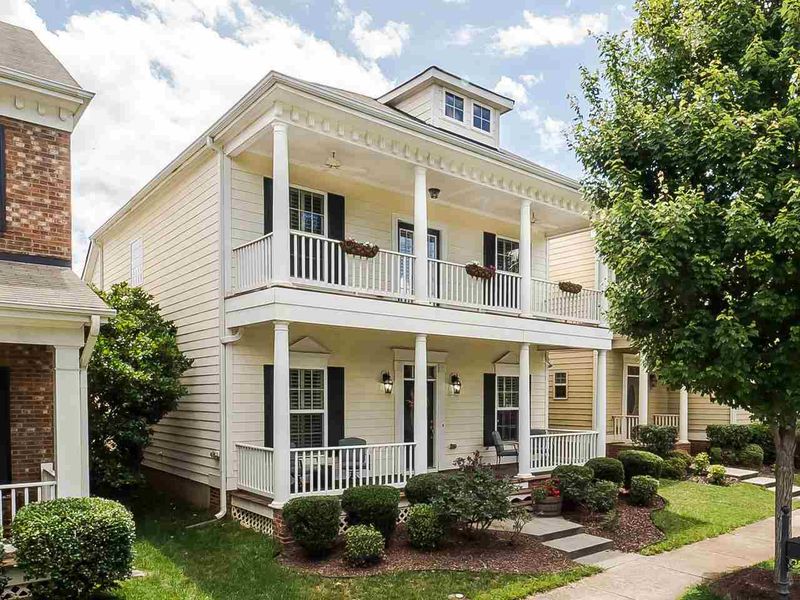 3825 Olympia Dr, Raleigh, NC 27603