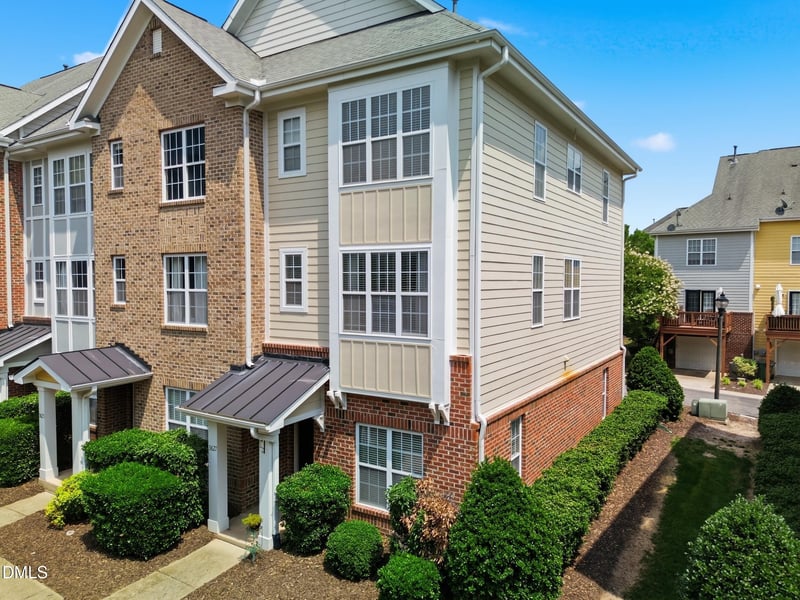 3827 Cary Glen Blvd, Cary, NC 27519