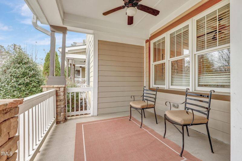3827 SW Durham Dr, Durham, NC 27707