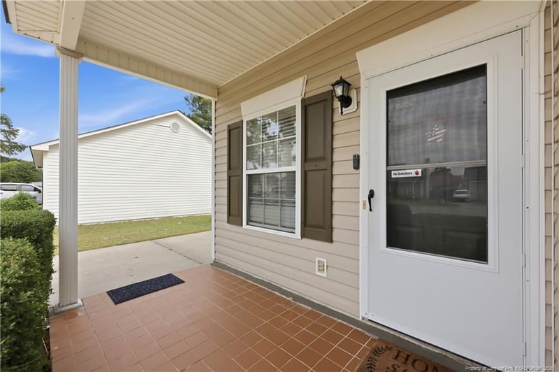 3827 Goforth Dr, Hope Mills, NC 28348
