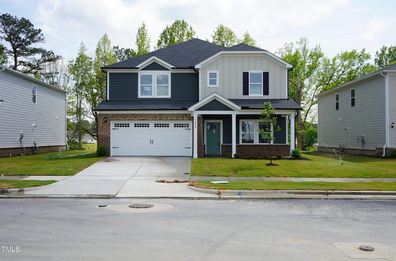 3829 Rosebush Dr, Zebulon, NC 27597