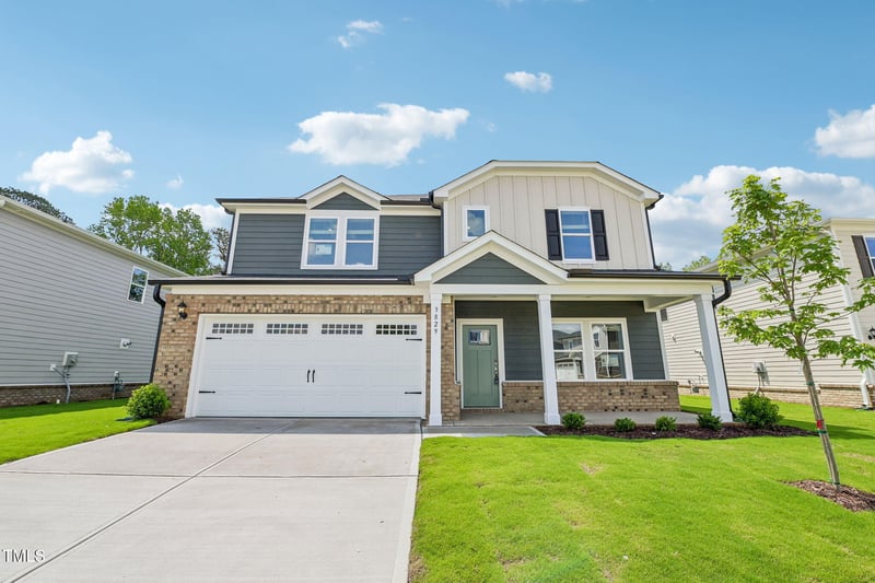 3829 Rosebush Dr, Zebulon, NC 27597
