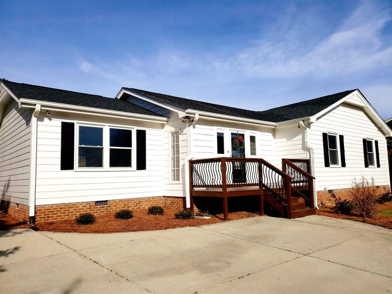 383 Circle Dr, Angier, NC 27501