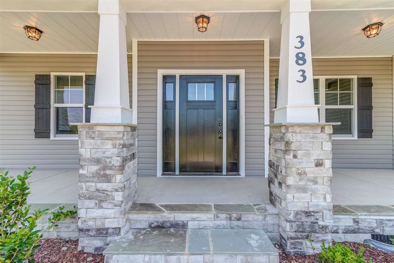 383 Farmall Dr, Smithfield, NC 27577