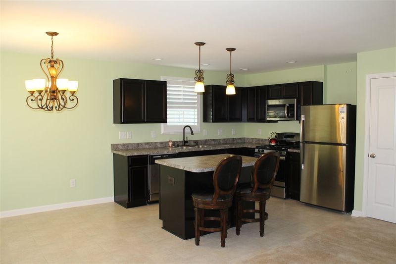 383 Fieldspar Ln, Clayton, NC 27520