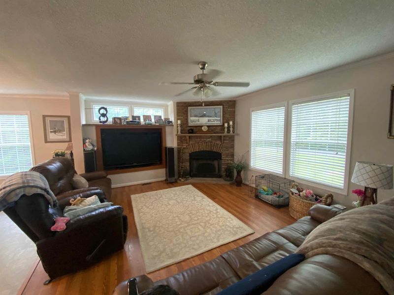 383 Gillis Rd, Roxboro, NC 27574
