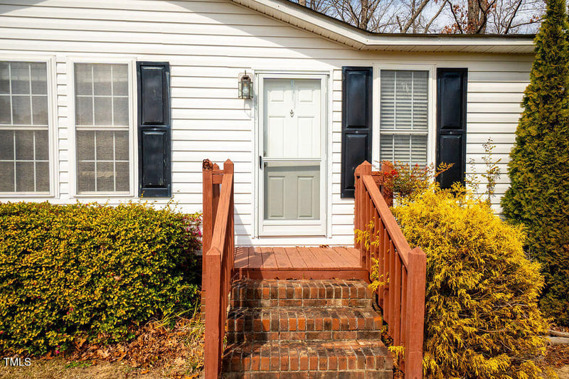383 Hardy Rd, Wendell, NC 27591