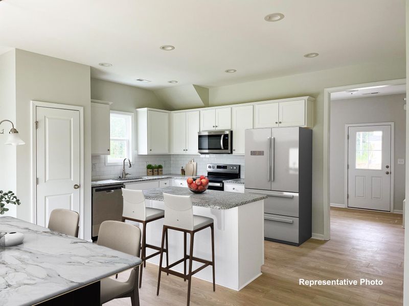 383 Sturgeon St, Smithfield, NC 27577