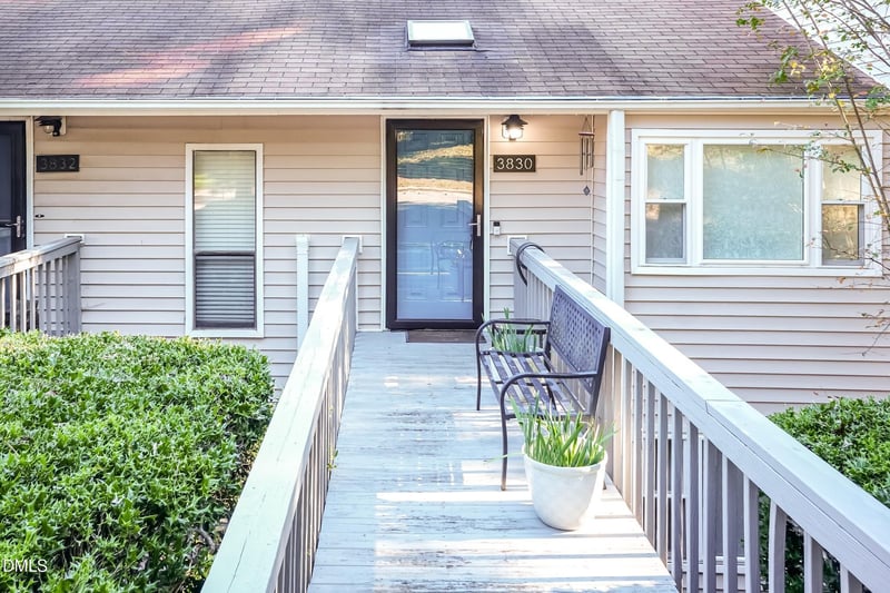 3830 Summerwood Ct, Raleigh, NC 27613