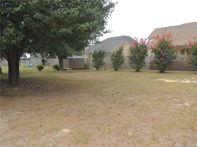 3831 Oak Haven Rd, Hope Mills, NC 28348