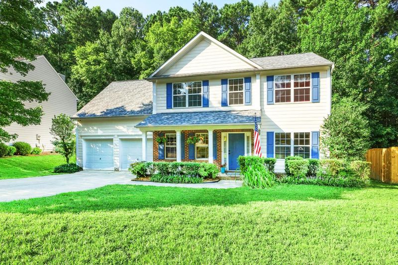 3832 Toyon Dr, Raleigh, NC 27616