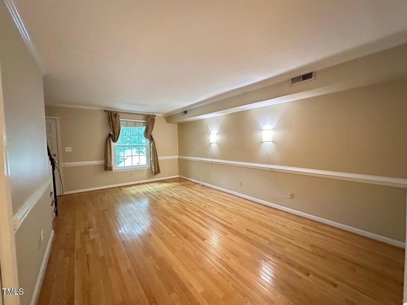 3833 Browning Pl, Raleigh, NC 27609
