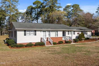 3833 Dunn Rd, Eastover, NC 28312
