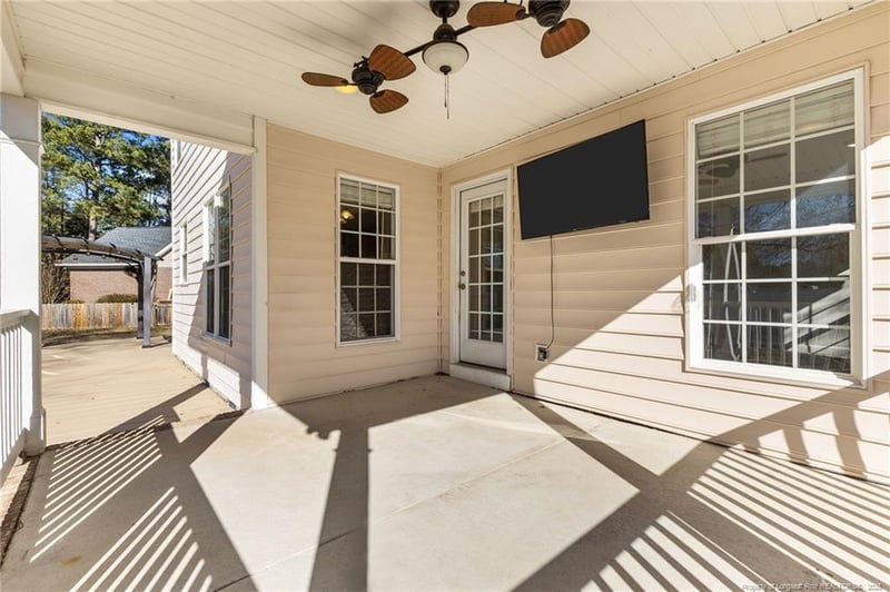 3833 Sunchase Dr, Fayetteville, NC 28306