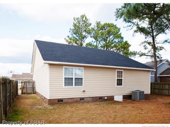 3835 Goforth Dr, Hope Mills, NC 28348
