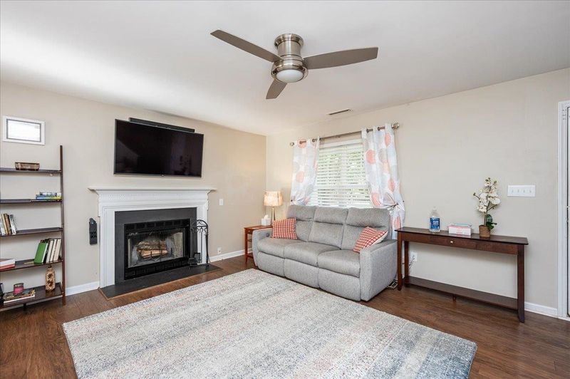 3837 Satinleaf Dr, Raleigh, NC 27616