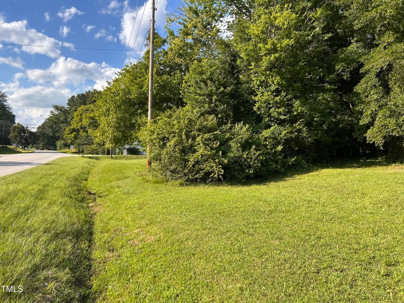 384 Bickett Blvd, Louisburg, NC 27549