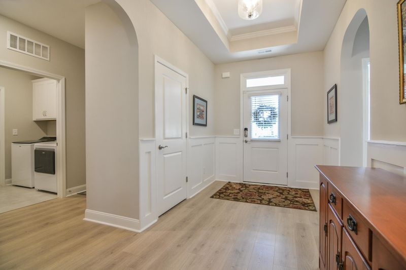 384 Bramble Ln, Clayton, NC 27527