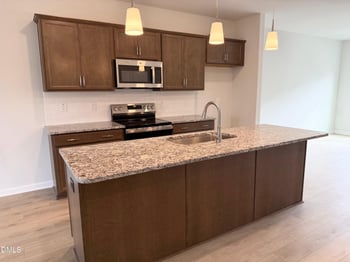 384 Chesapeake Commons St #128, Garner, NC 27529