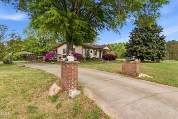 384 Lynch Rd, Selma, NC 27576