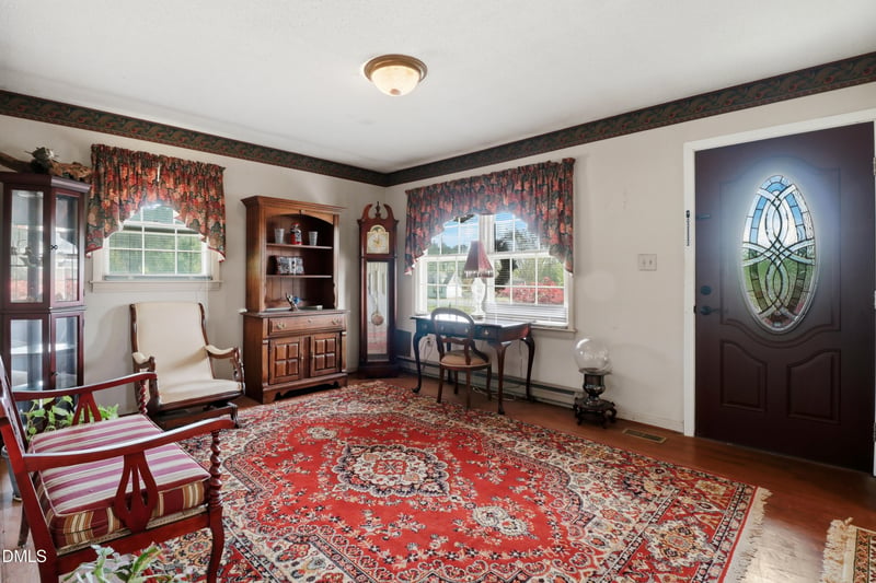 384 Lynch Rd, Selma, NC 27576