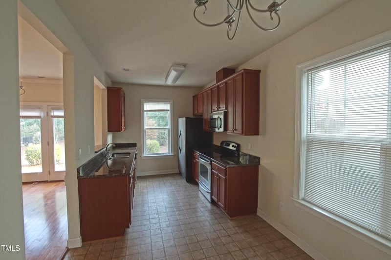 3841 Cumberland Pond Rd, Raleigh, NC 27606